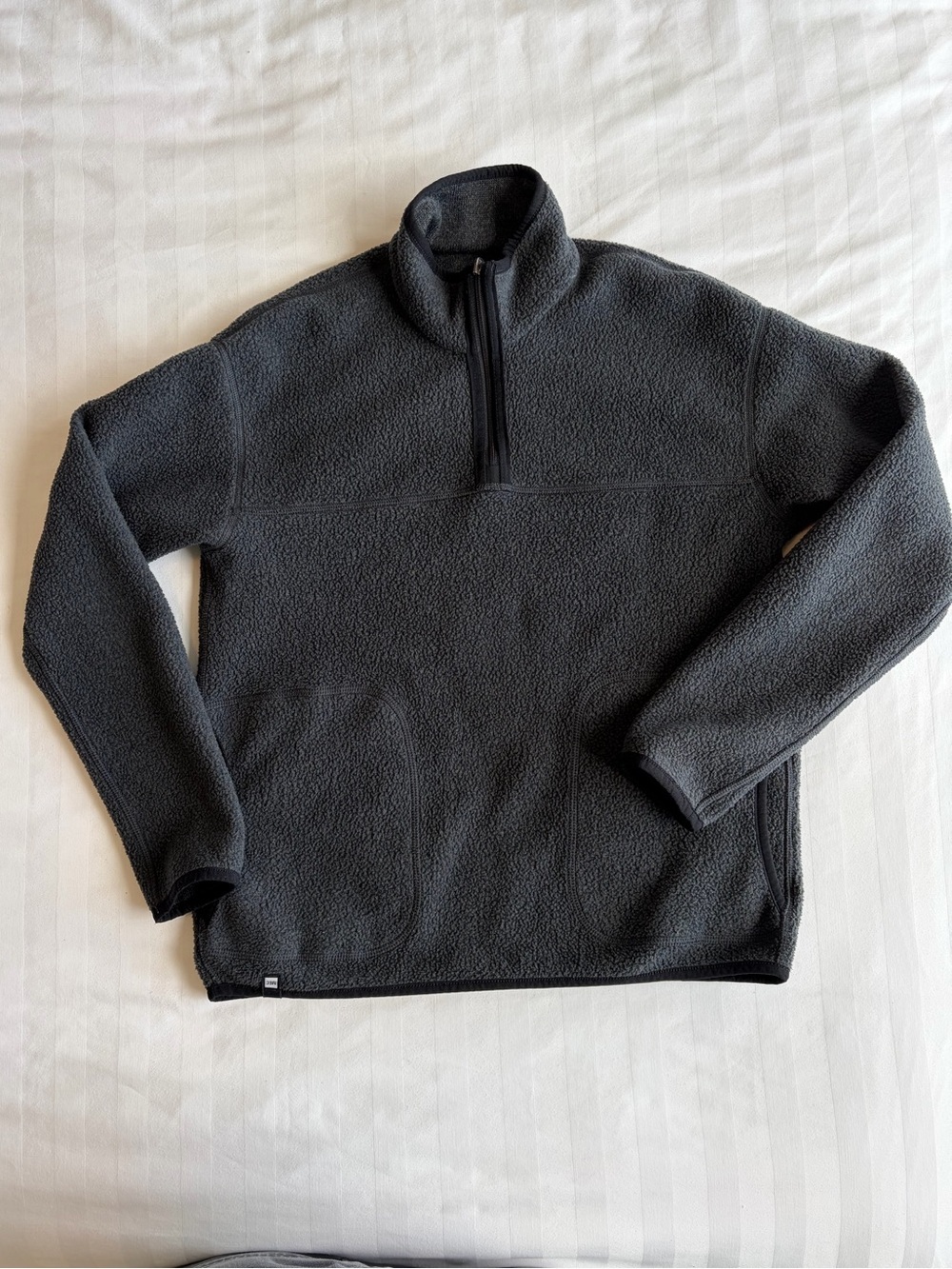 MEC - women’s medium Voyager Reversible Sweater
